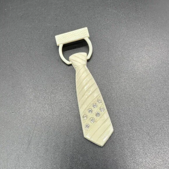 Vintage Brooch Pin Necktie Novelty Accessory Tie Cream Plastic Rhinestones Retro - Picture 1 of 6